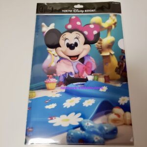 東京ディズニーランドのマルチタオルカバーとバルーンシリーズのクッション、マグカップ