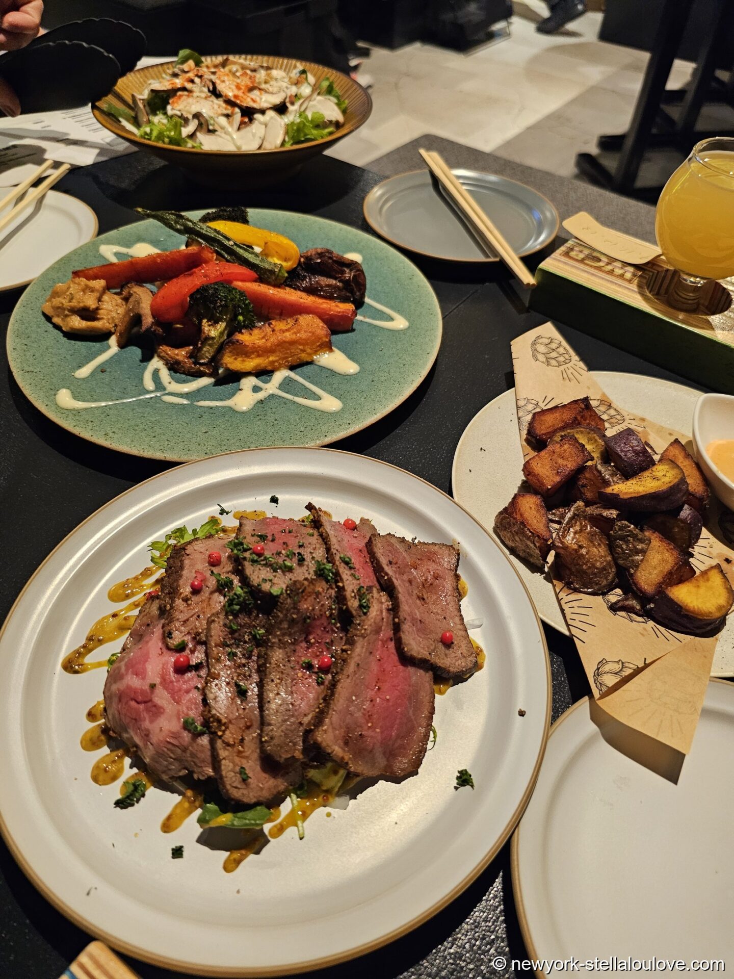 THE VILLA併設レストランの夕食