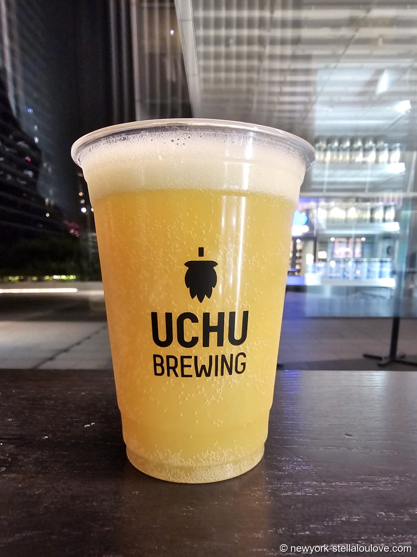 UCHU Brewingのタップビールを虎ノ門ヒルズのテラスで