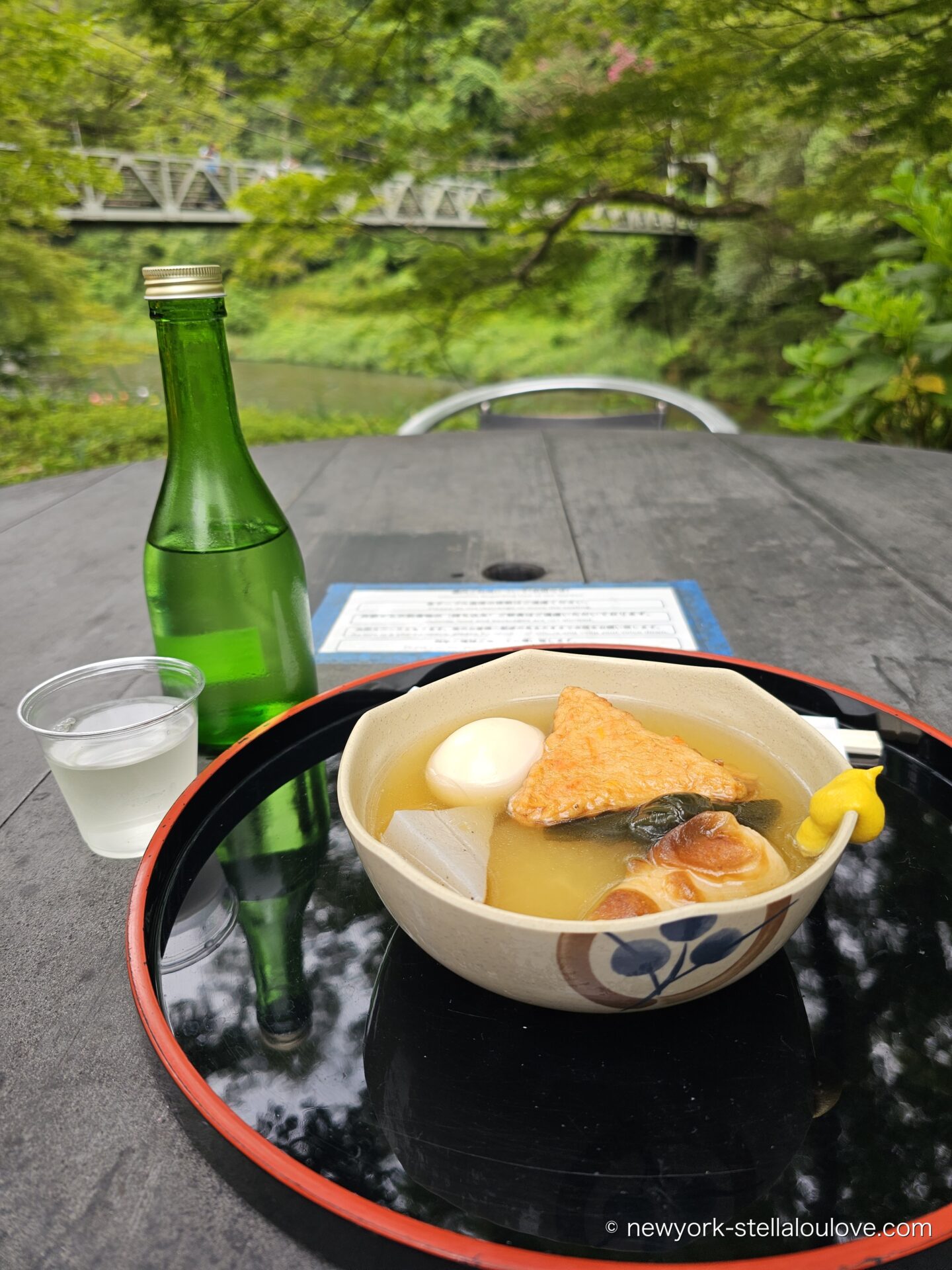 澤乃井園で飲んだ地酒と軽食